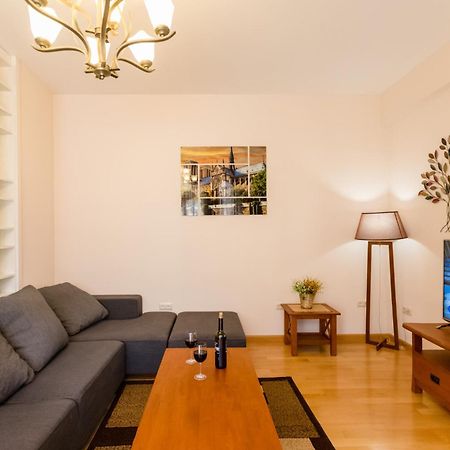 Downtown Two-Bedroom Apartment Ll Tbilisi Buitenkant foto