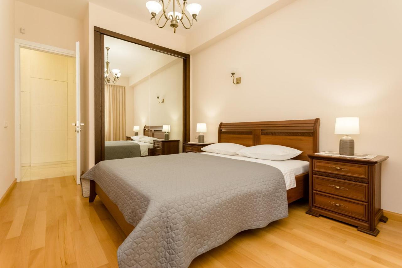 Downtown Two-Bedroom Apartment Ll Tbilisi Buitenkant foto